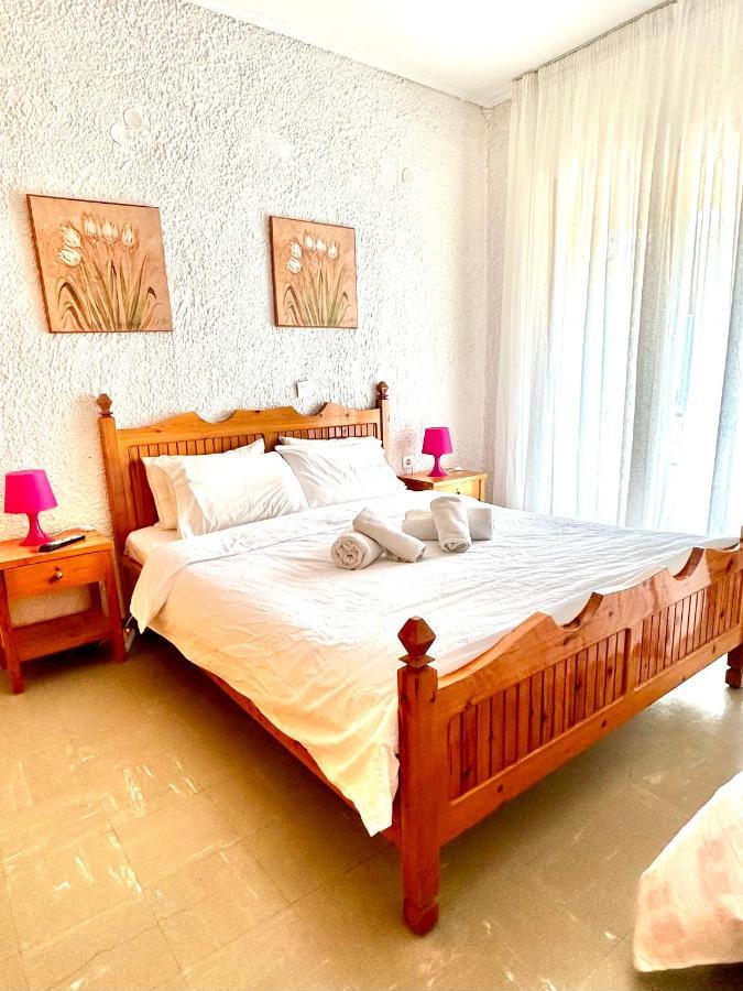 Katerina Apartments Néos Pírgos Habitación foto